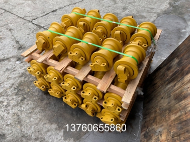 小鬆PC200支重輪