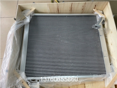 PC200-6液壓油散熱器