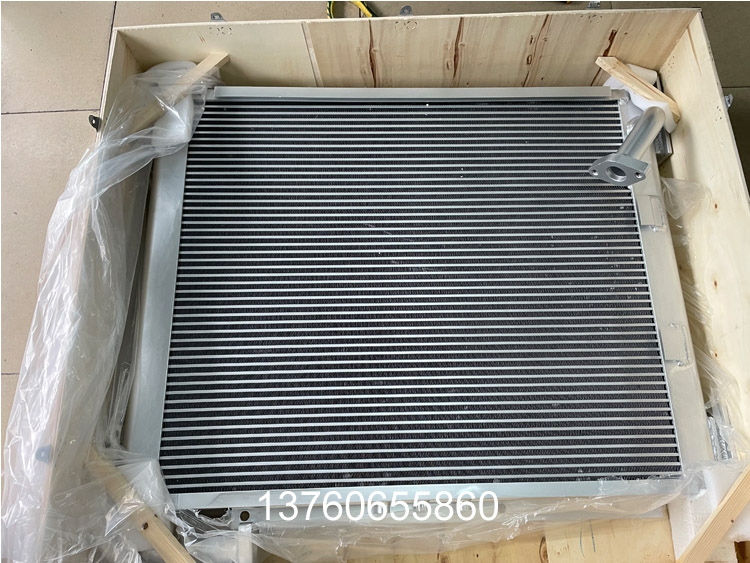 PC200-6液壓油散熱器（qì）